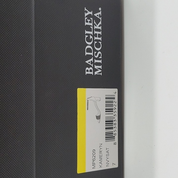 1003- Badgley Mischka Heels Women’s Sandals Size 7 NWT - Picture 8 of 16